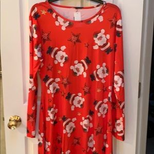 NWB Santa Claus dress, smoke & pet free home